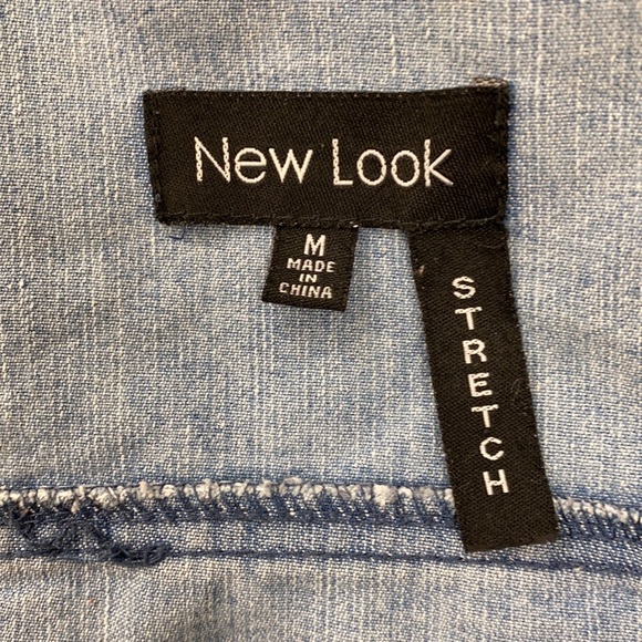 Cropped Denim Stretch Jacket by New Look - Picture 3 of 5
